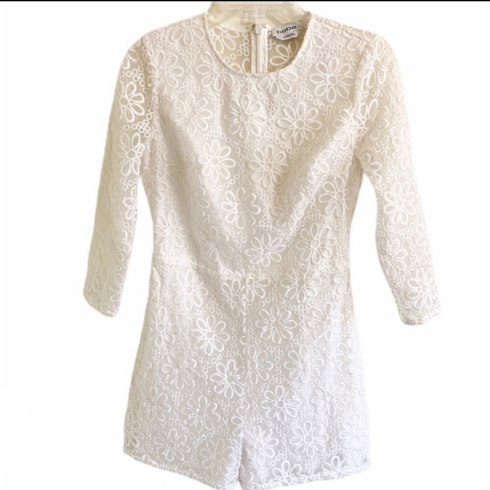 BEBE White Flower lace Romper Size 8